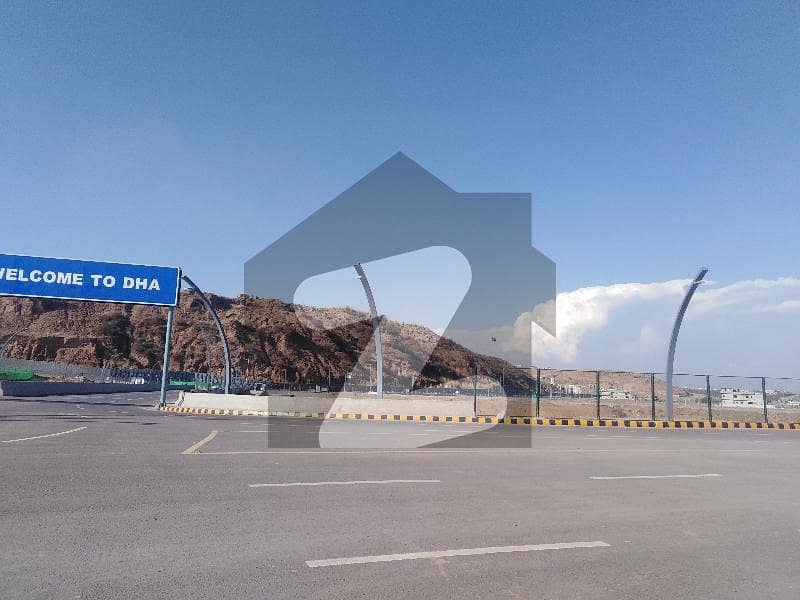 Prominently-Located Commercial Plot Available In DHA Defence Phase 4 For sale