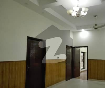 فیصل ٹاؤن ۔ بلاک اے فیصل ٹاؤن,لاہور میں 3 کمروں کا 10 مرلہ مکان 3.75 کروڑ میں برائے فروخت۔