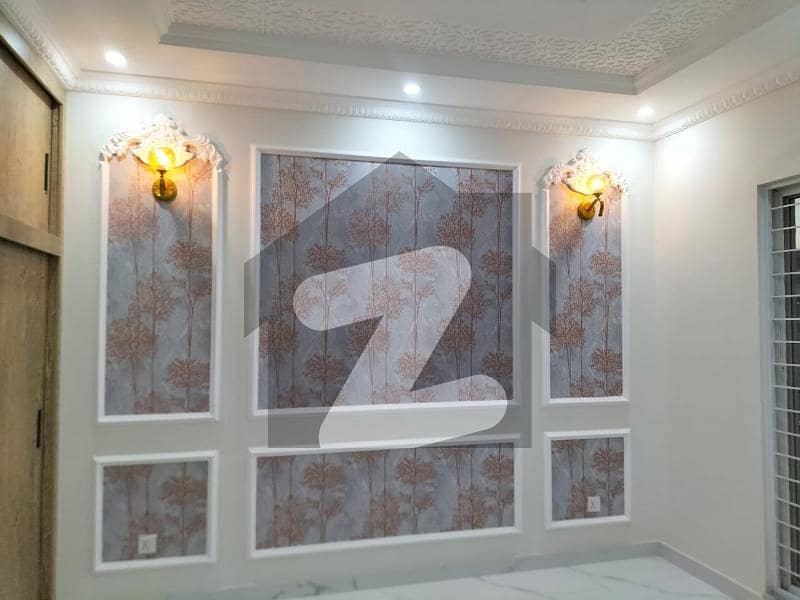 10 MARLA UPER PORTION BRAND NEW HOUSE FOR RENT IN DHA RAHBAR BLOCK C