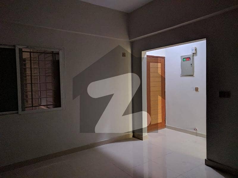 نارتھ ناظم آباد کراچی میں 2 کمروں کا 5 مرلہ فلیٹ 1.25 کروڑ میں برائے فروخت۔
