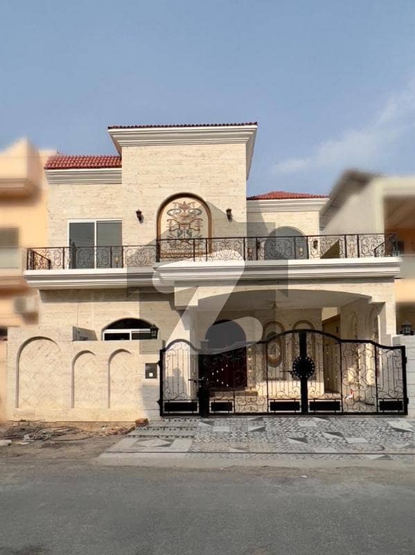 10 Marla Brand New House For Sale In Wapda Town Phase 1