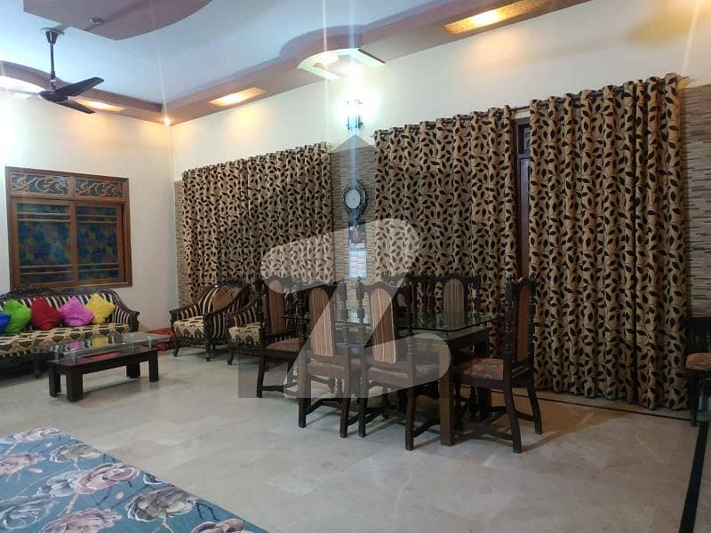 گلستانِِ جوہر ۔ بلاک 4 گلستانِ جوہر,کراچی میں 3 کمروں کا 10 مرلہ مکان 4.95 کروڑ میں برائے فروخت۔