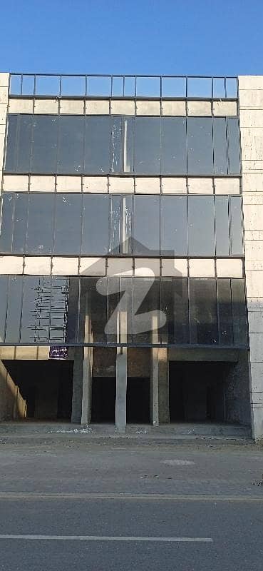 لیک سٹی رائیونڈ روڈ,لاہور میں 10 مرلہ عمارت 6.5 لاکھ میں کرایہ پر دستیاب ہے۔