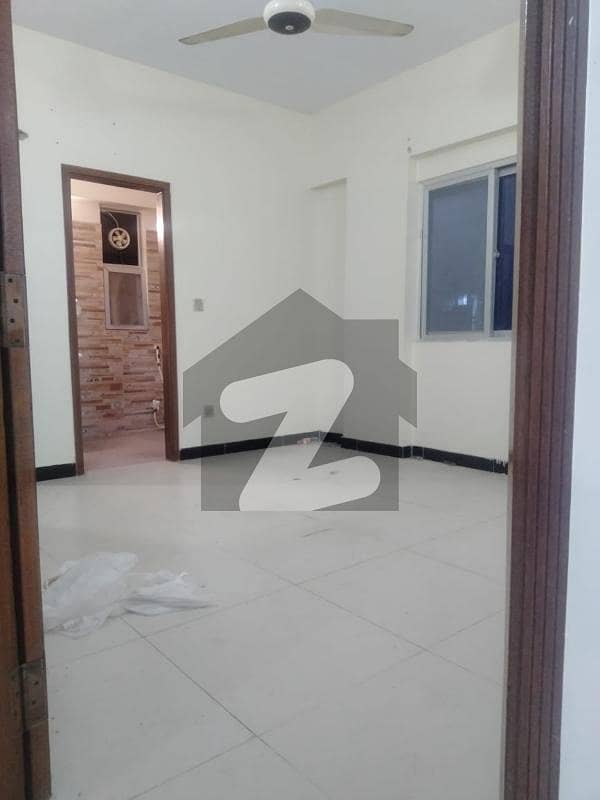 1750 Sq. Ft 3 Bed Flat For SALE In 400 Yards Building At JAMI COMMERCIAL