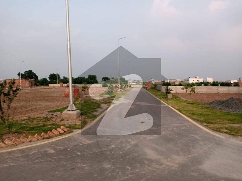 5 Marla Developed Area Plot For Sale In Tulip Overseas Block Park View City Lahore