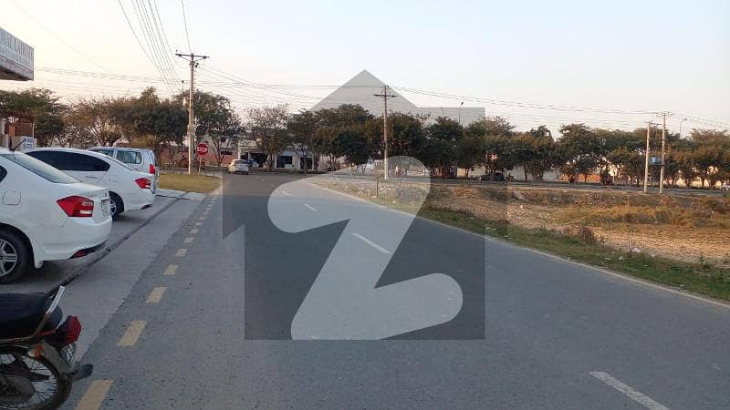 جوبلی ٹاؤن ۔ بلاک ڈی جوبلی ٹاؤن,لاہور میں 10 مرلہ رہائشی پلاٹ 1.38 کروڑ میں برائے فروخت۔