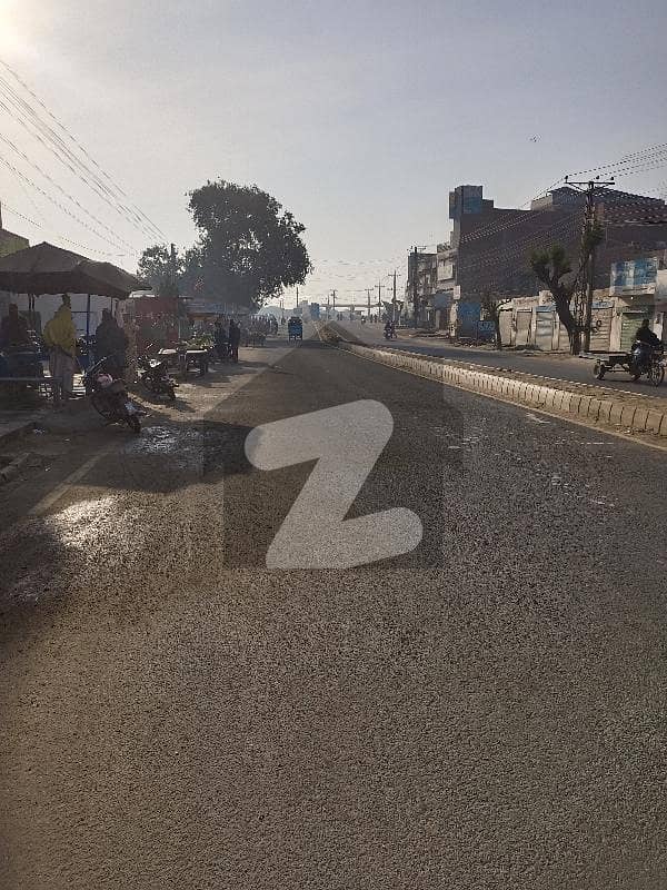 دری سنگی ابوظہبی روڈ,رحیم یار خان میں 3 کنال کمرشل پلاٹ 7.2 کروڑ میں برائے فروخت۔