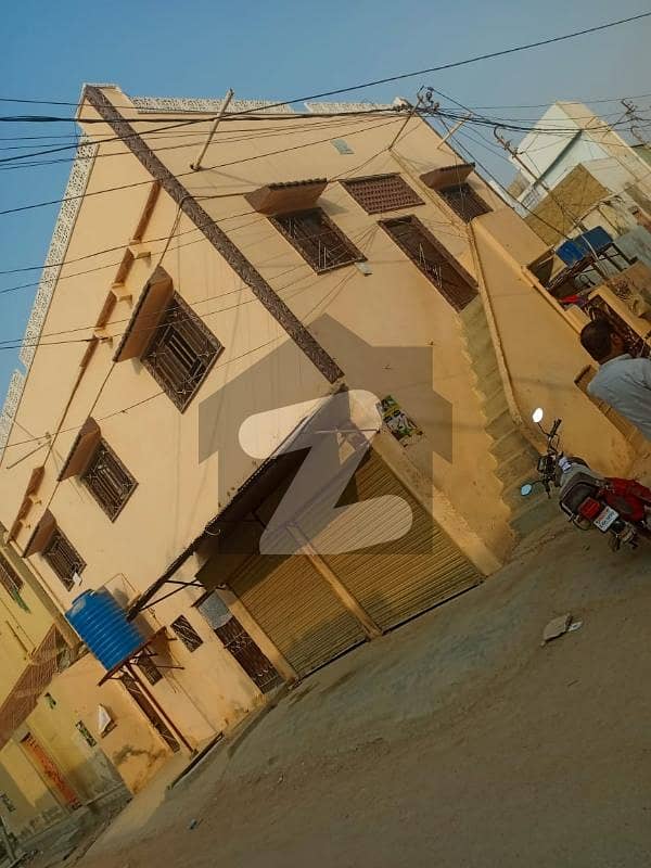 سرجانی ٹاؤن ۔ سیکٹر ایل 1 سُرجانی ٹاؤن - سیکٹر 1,سُرجانی ٹاؤن,گداپ ٹاؤن,کراچی میں 8 کمروں کا 4 مرلہ مکان 88.0 لاکھ میں برائے فروخت۔