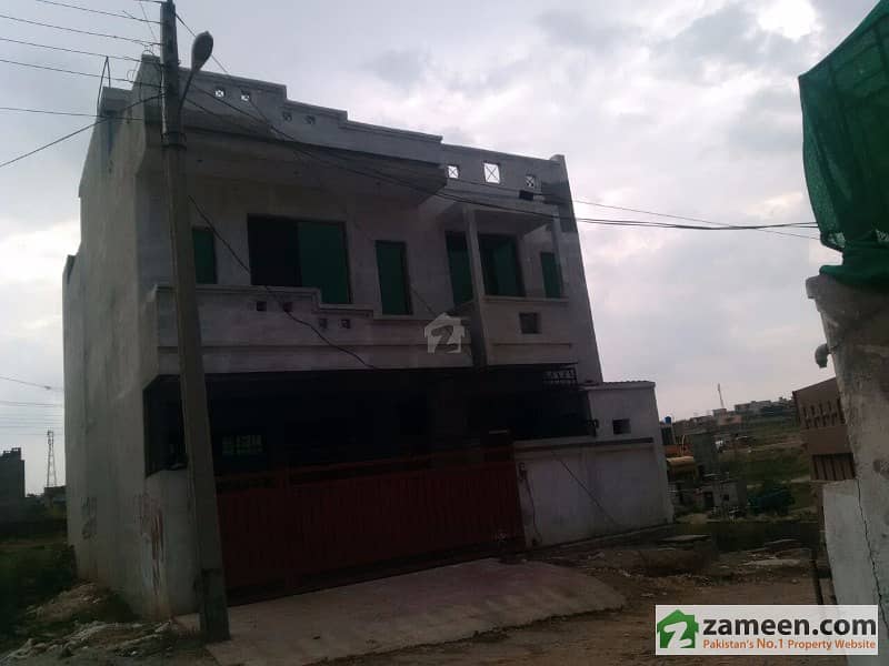 Ground Portion For Rent On Main Road Ground Portion For Rent On Main Road