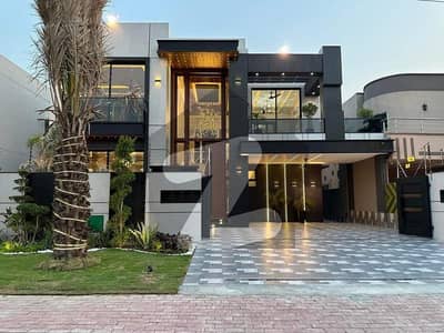 One Kanal Luxury House in Bahria Town Lahore