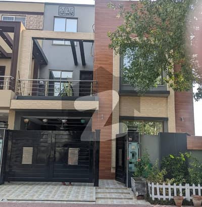 5 Marla House For Rent In Rafi Block Bahria Town Lahore