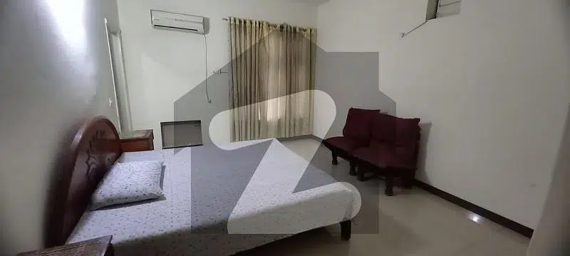 1 bedroom Fully Furnished Available For Rent in Dha phase 3