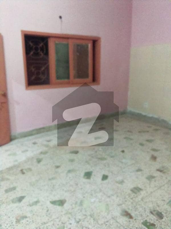 80 Yards Ground Floor 3 Rooms House For RENT In North Karachi 5-C/2 Near AUSAF CLINIC Hospital And FAYAZI HOSPITAL 18000. Rs Rent