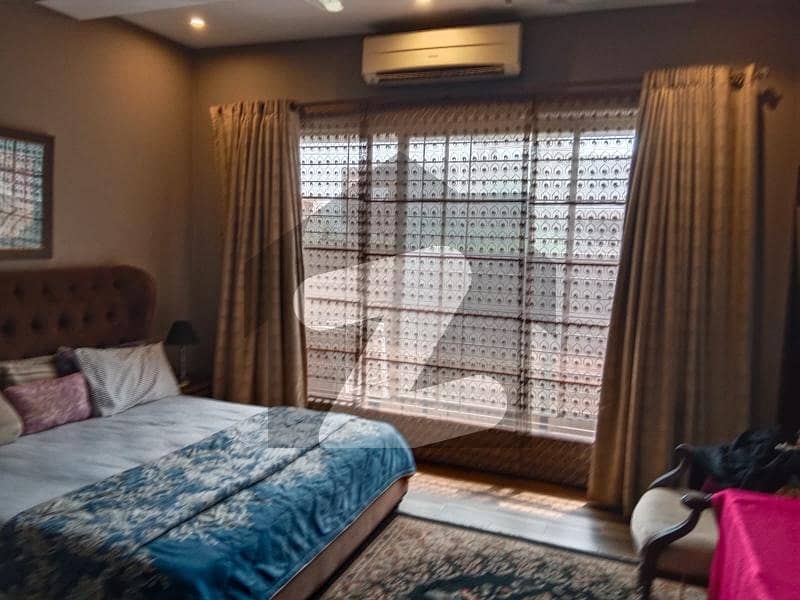 او پی ایف ہاؤسنگ سکیم لاہور میں 4 کمروں کا 12 مرلہ مکان 3.6 کروڑ میں برائے فروخت۔