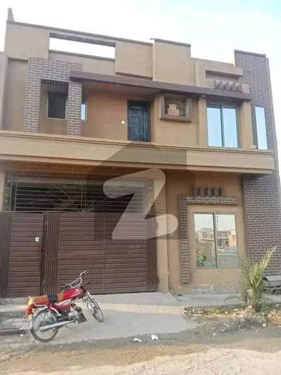 ملت روڈ فیصل آباد میں 3 کمروں کا 5 مرلہ مکان 98.0 لاکھ میں برائے فروخت۔