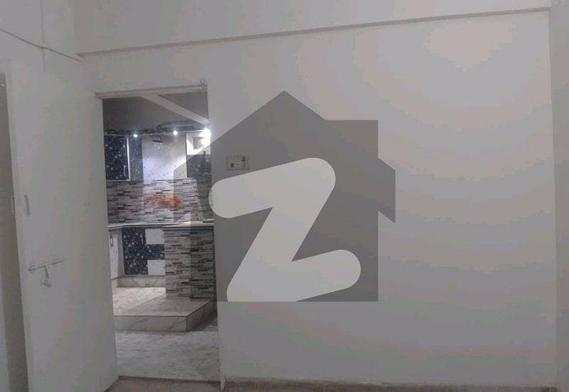 750 Square Feet Flat In Karachi Is Available For Rent