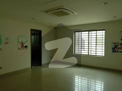 850 YARD 2 SIDE CORNER OFFICE BUNGLOW FOR SALE ON FEROZABAD ROAD