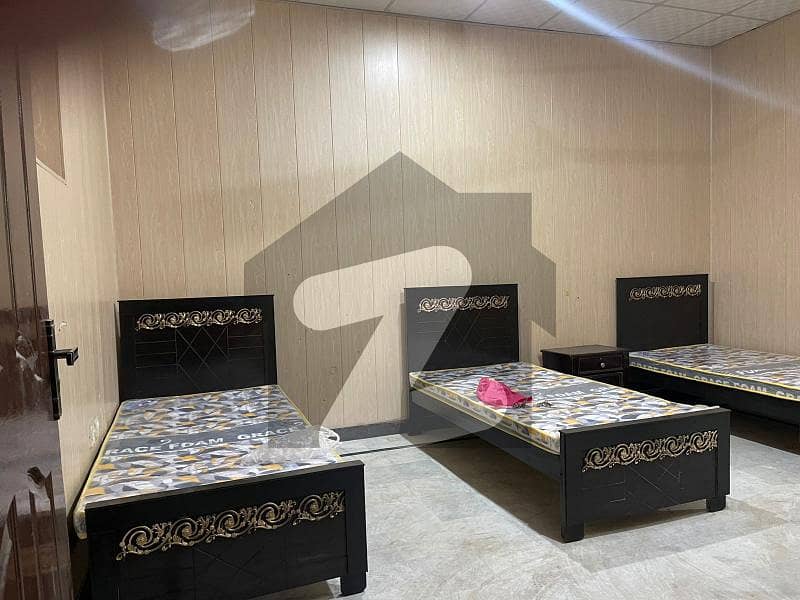 آئی ۔ 8/2 آئی ۔ 8,اسلام آباد میں 1 کمرے کا 1 مرلہ کمرہ 50.0 ہزار میں کرایہ پر دستیاب ہے۔