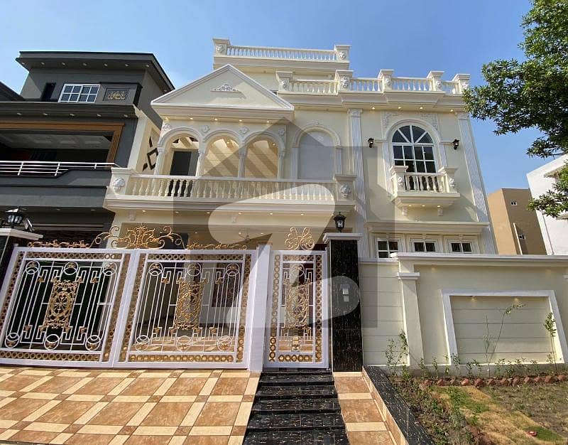 New Spacious House 10 Marla In EE Ext Block For Sale Phase 3 Wafi Citi