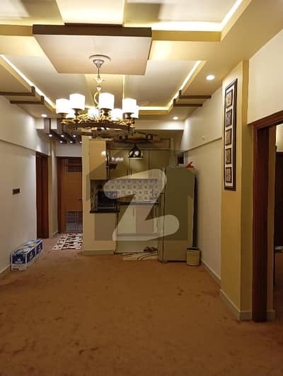 Gulshan Iqbal 2 Flat Available 3 Bed DD For Sale