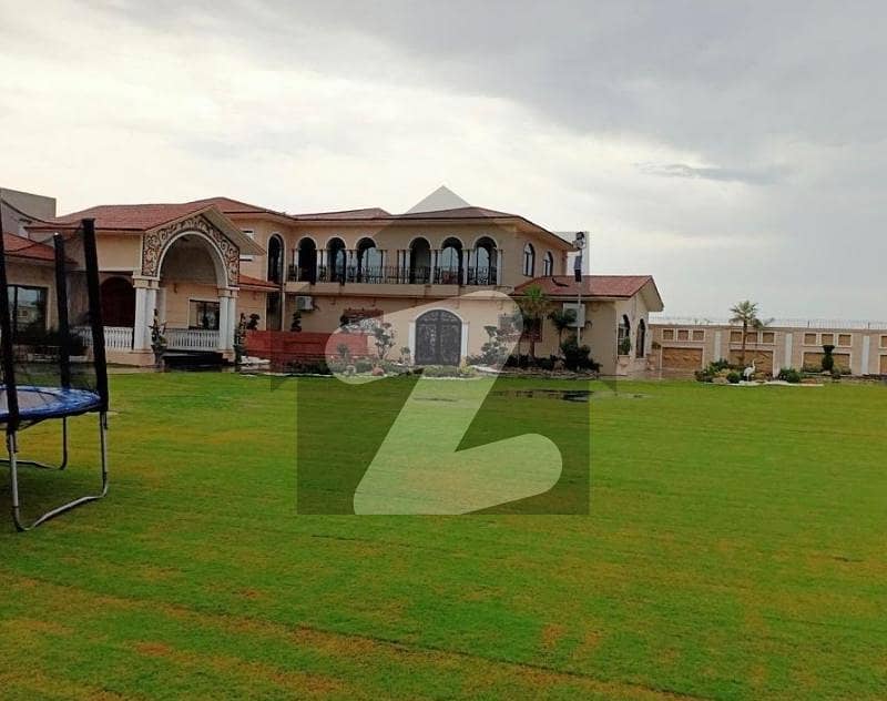 9.11 Kanal Superb Farm House 9.11 Kanal Superb Farm House