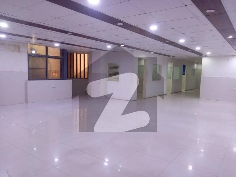 2000 SQ Ft Office Available For Rent Main Shahra E Faisal
