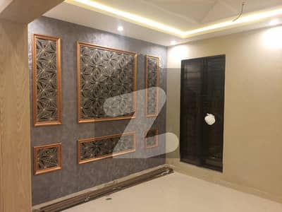 آرکیٹیکٹس انجنیئرز ہاؤسنگ سوسائٹی لاہور میں 3 کمروں کا 5 مرلہ مکان 1.7 کروڑ میں برائے فروخت۔