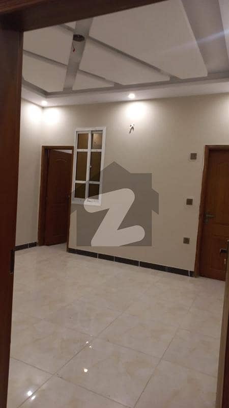 Prime Location Flat Available For sale In Mehmoodabad Number 2