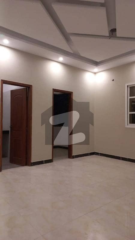 Prime Location Flat For sale In Karachi Administration Employees - Block 5