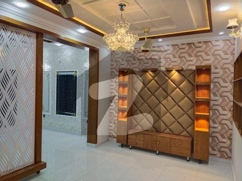 Luxury 
5 Marla Spacious House Is Available In Bahria Town - Shershah Block For sale