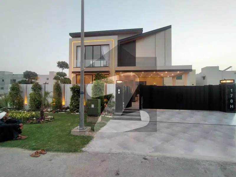 1 Kanal Brand New House For Rent In DHA Phase 7 At Reasonable Rent