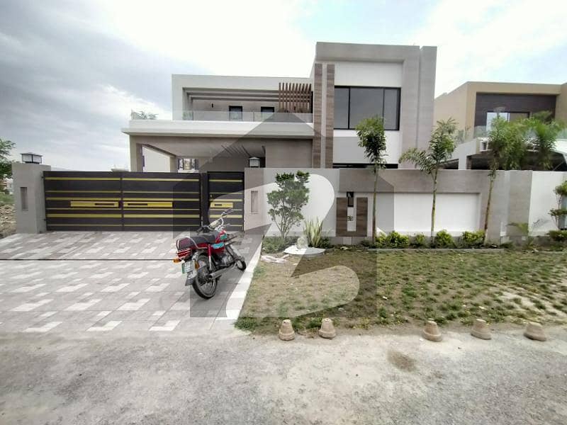 1 Kanal Luxury House For Rent In DHA Phase 7 At Cheap Price