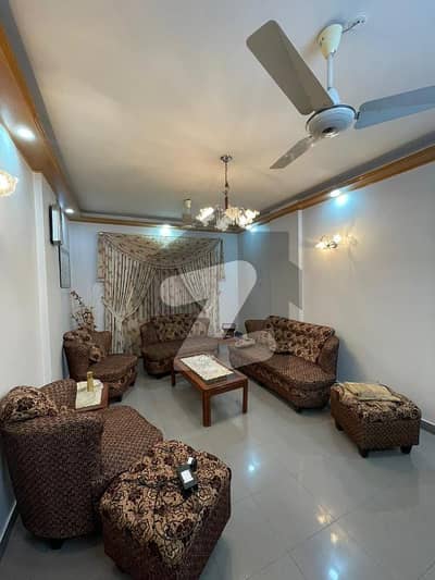 بہادر آباد گلشنِ اقبال ٹاؤن,کراچی میں 3 کمروں کا 10 مرلہ فلیٹ 4.0 کروڑ میں برائے فروخت۔