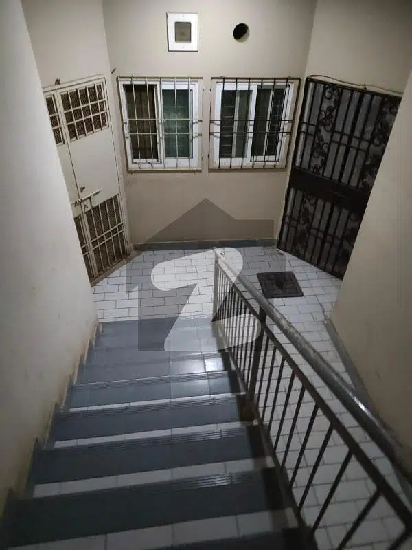 Clifton Block 5 Sea Breeze Five Star Near British Consulate, Three Bedroom Drawing Lounge, Apartment Available For Rent, Small Complex. 24/7 Line Water