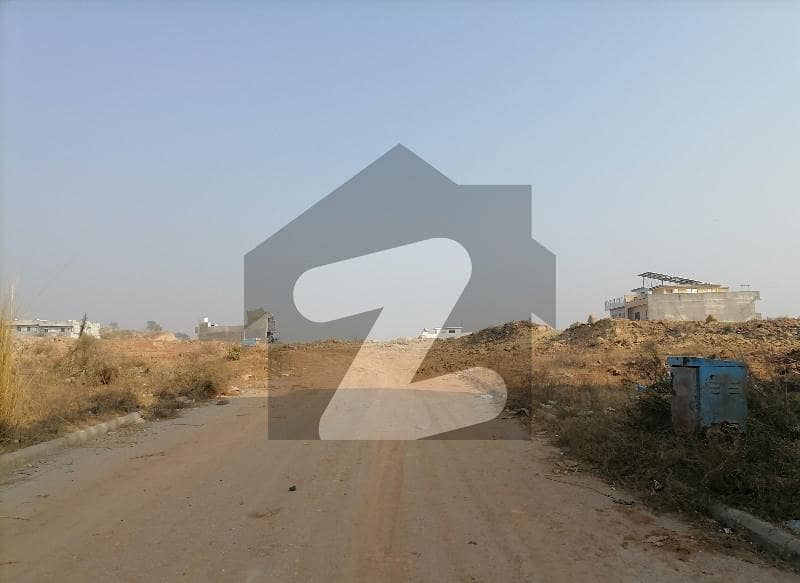 6 mrla plot for sale Jinnah Gardens Phase 1, Jinnah Gardens, FECHS
