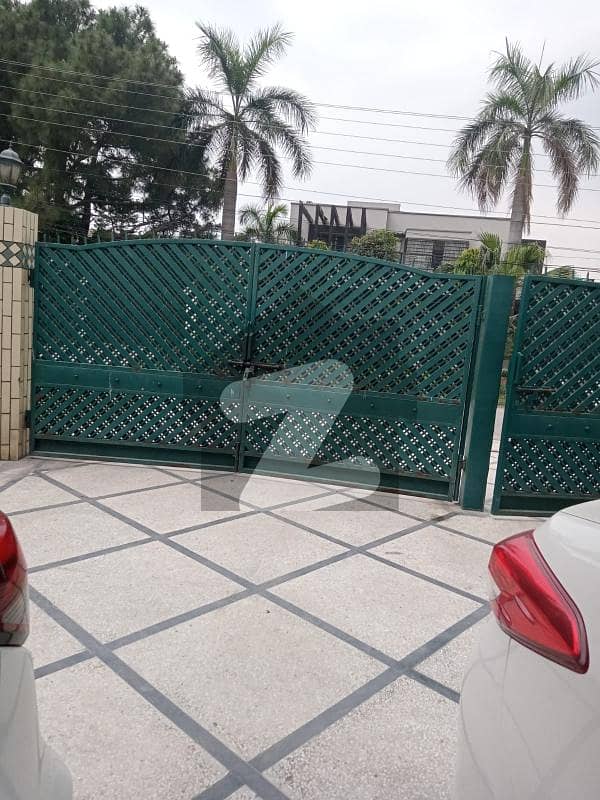 Gardon Town 30 Marla With Basement 25 Years Use House For Sale Garden