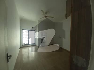 10 Marla Park Facing Upper Portion Available For Rent In Wapda Town Phase-2 Q-Block