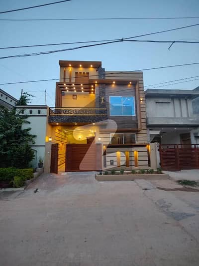 صنوبر سٹی اڈیالہ روڈ,راولپنڈی میں 4 کمروں کا 5 مرلہ مکان 1.55 کروڑ میں برائے فروخت۔