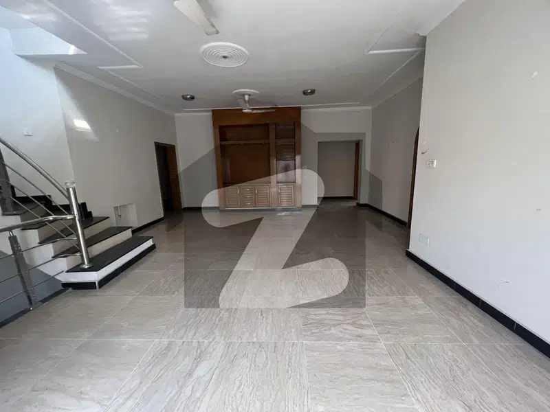 Beautiful Spacious Upper Portion For Rent