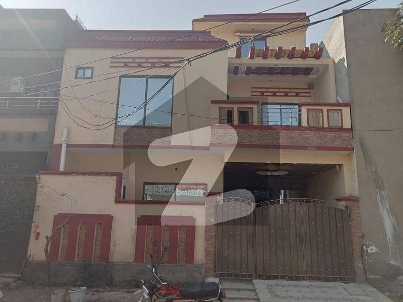 الرحمان گارڈن فیز 2 الرحمان گارڈن,لاہور میں 4 کمروں کا 5 مرلہ مکان 1.35 کروڑ میں برائے فروخت۔