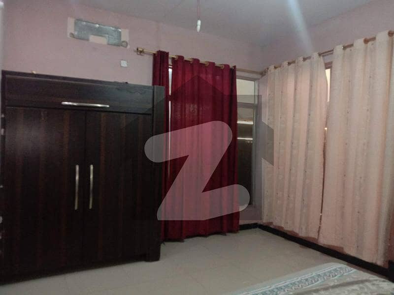240yrd, Ground Floor, 3 Bed DD, Available For Rent, Vip Block 2, Gulistan E Jouhar
