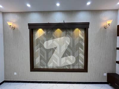 10 Marla Hot Location House Available For Sale In Nargis Block Bahria Town Lahore