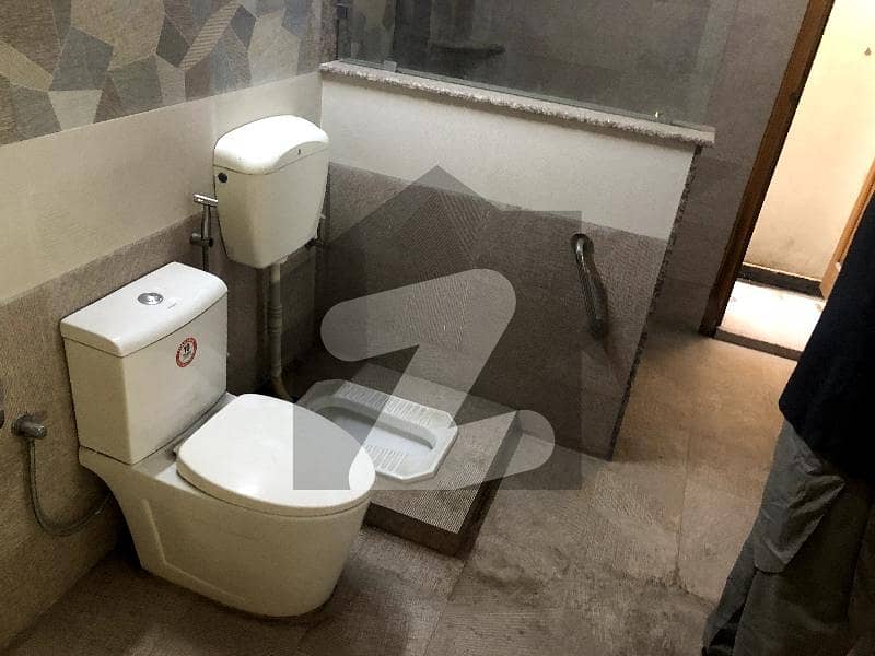 hayatabad phase 2 sector j2 kanal only basement available for rent