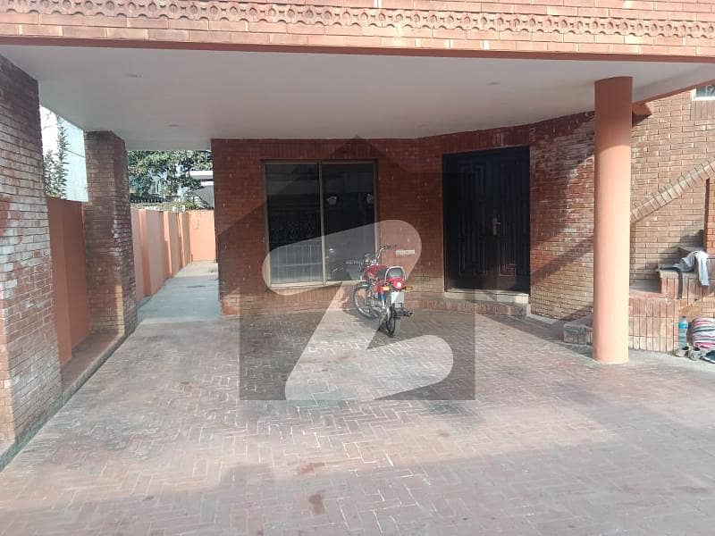 Original Image 2 Kanal Bungalow 1 Kanal Loan For Rent In DHA Phase 1 Block-E Lahore