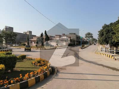 الحرم سٹی چکری روڈ,راولپنڈی میں 7 مرلہ رہائشی پلاٹ 12.0 لاکھ میں برائے فروخت۔
