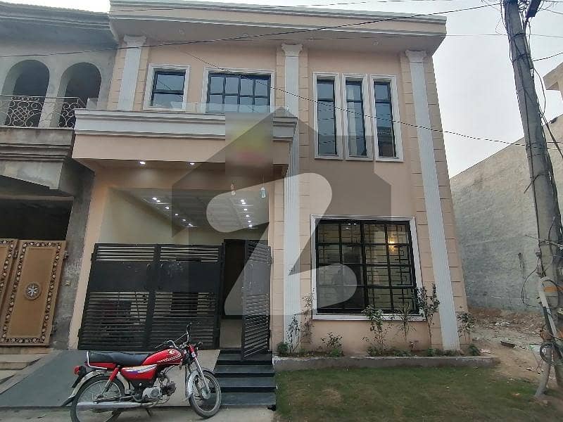 الرحیم گارڈن فیز ۵ جی ٹی روڈ,لاہور میں 3 کمروں کا 5 مرلہ مکان 2.2 کروڑ میں برائے فروخت۔