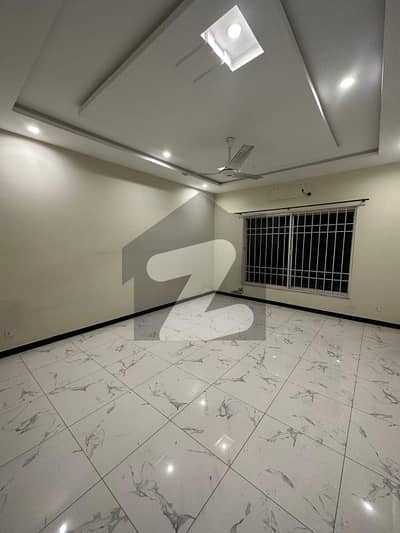 1 Kanal House Available For Rent In Sector D