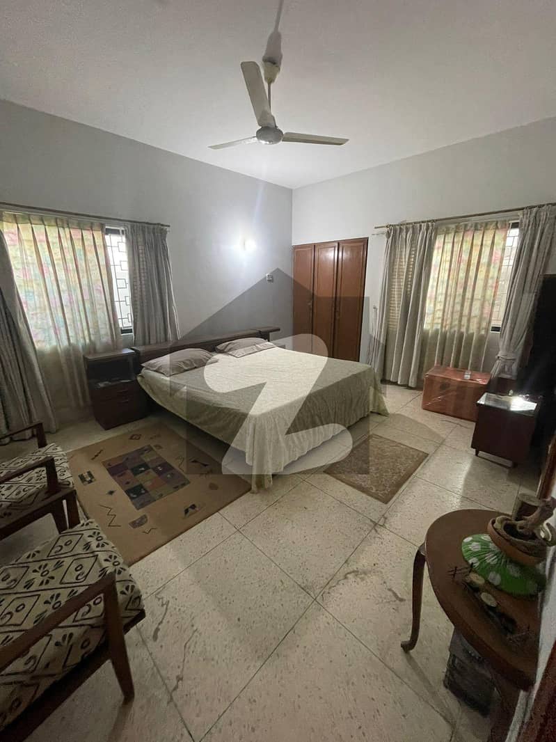 ڈی ایچ اے فیز 6 ڈی ایچ اے ڈیفینس,کراچی میں 6 کمروں کا 1 کنال مکان 10.25 کروڑ میں برائے فروخت۔