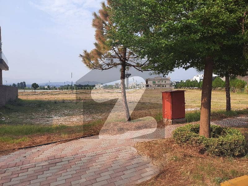 Sector B2 Kanal Park Face Plot For Sale In Bahria Enclave Islamabad