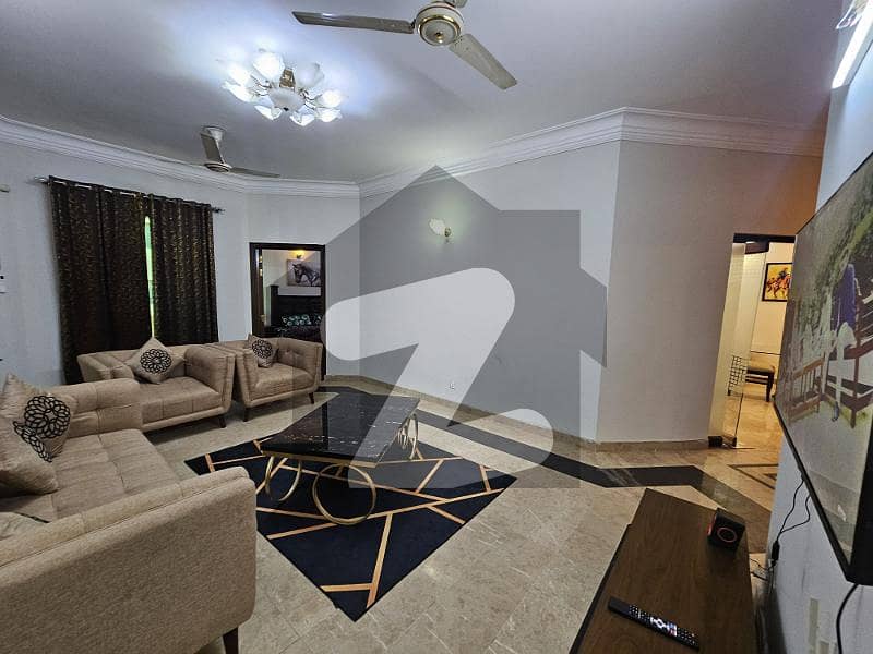 Luxury 3 Bedroom Fully Furnished Apartment In F-11 For Rent